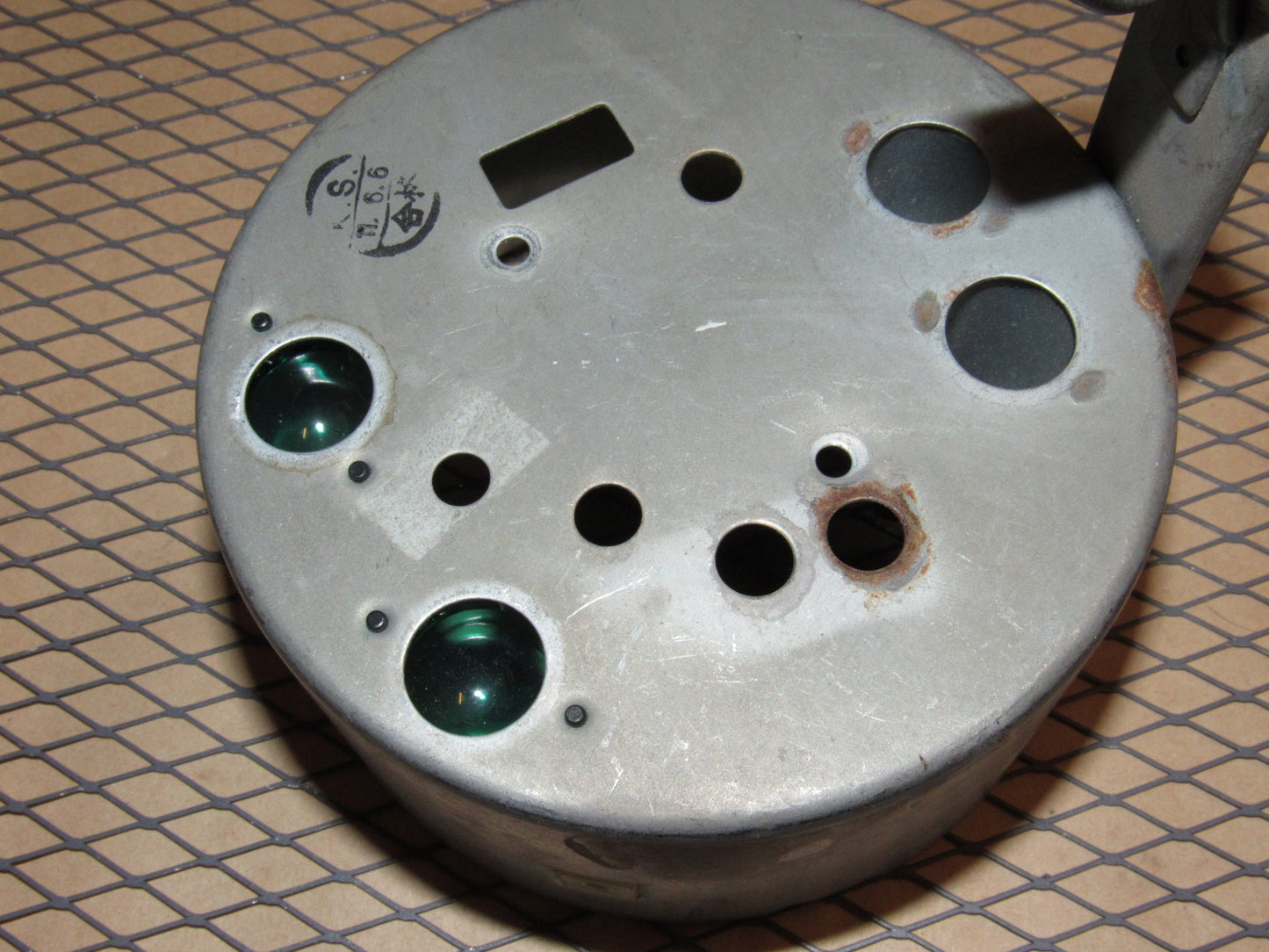 75 76 77 78 Datsun 280z OEM Tachometer Tach Rpm Meter Gauge Rear Housing Cover