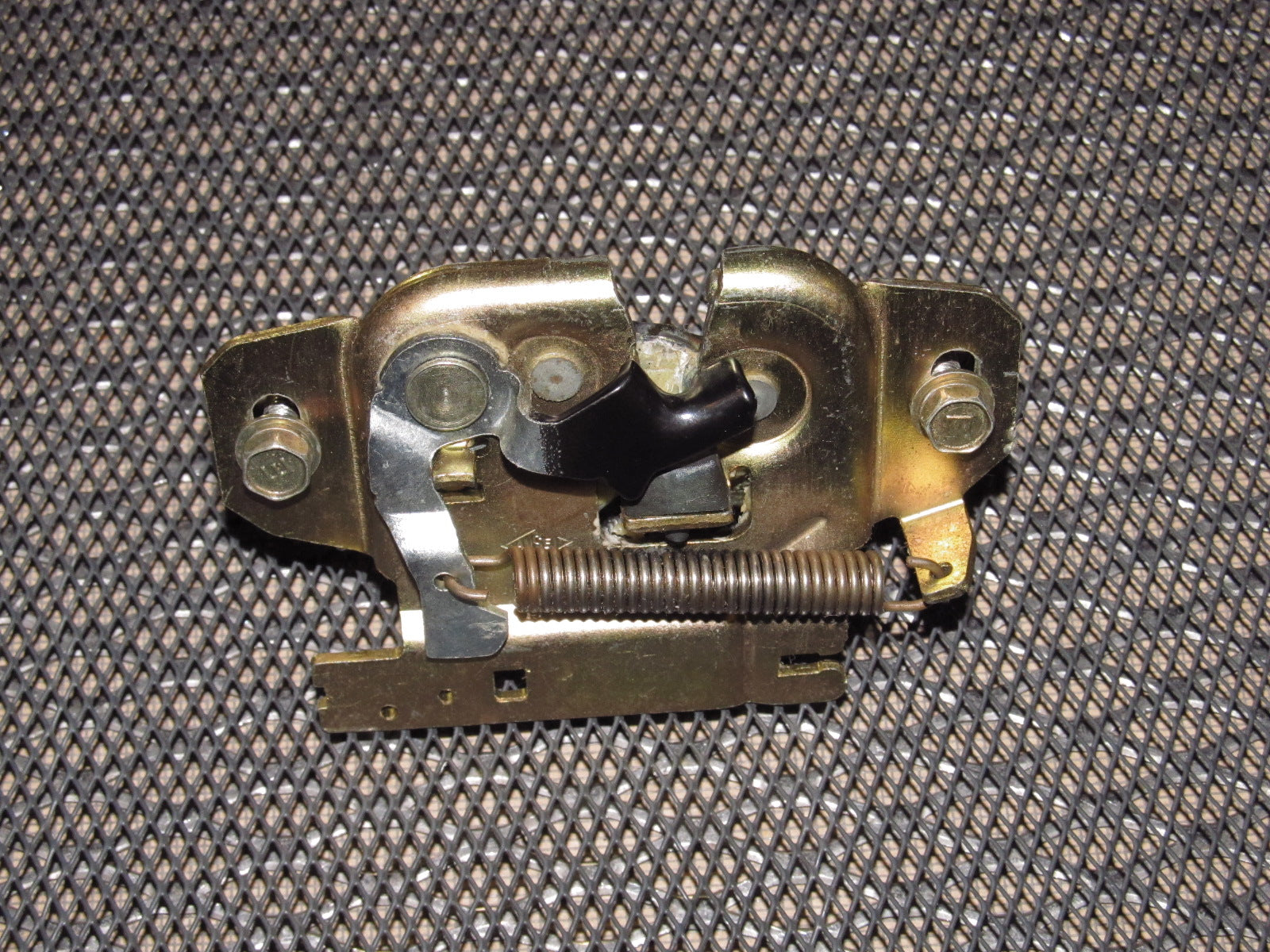 94 95 96 97 Mitsubishi 3000GT Hatch Trunk Latch