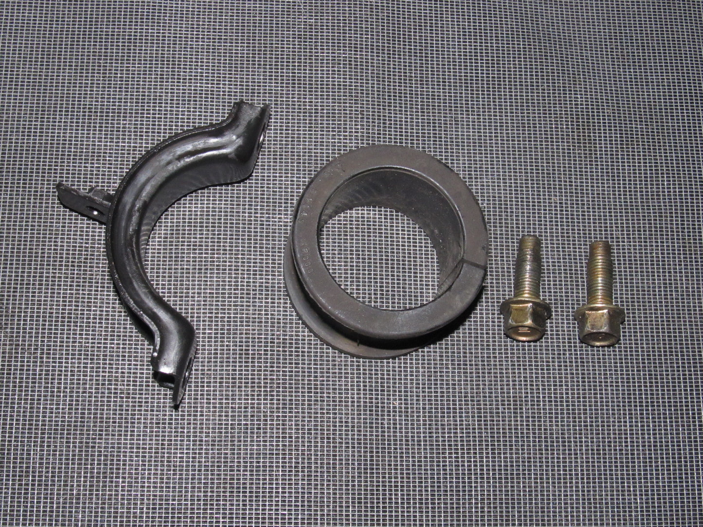 03-04 Infiniti G35 Sedan OEM Steering Rack Bracket & Bushing