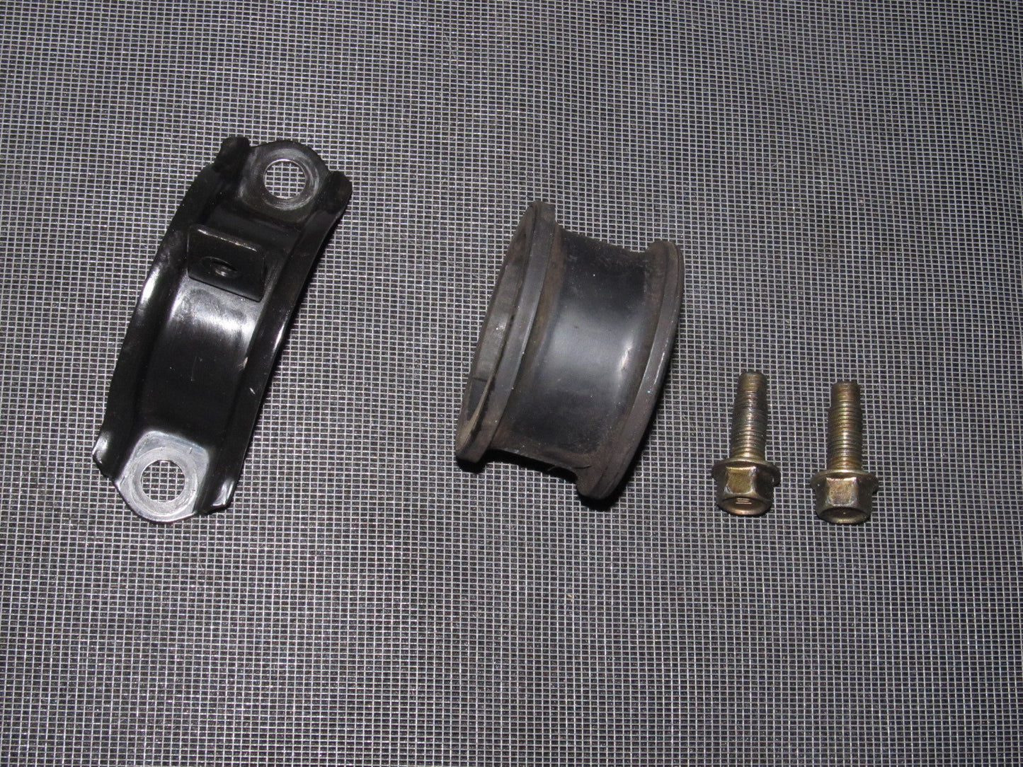 03-04 Infiniti G35 Sedan OEM Steering Rack Bracket & Bushing