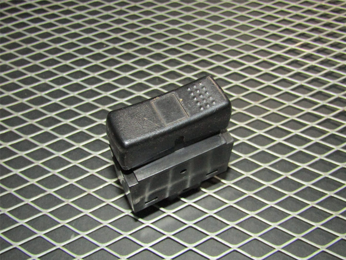 94 95 96 97 Mitsubishi 3000GT OEM Cruise Control Main On/Off Switch