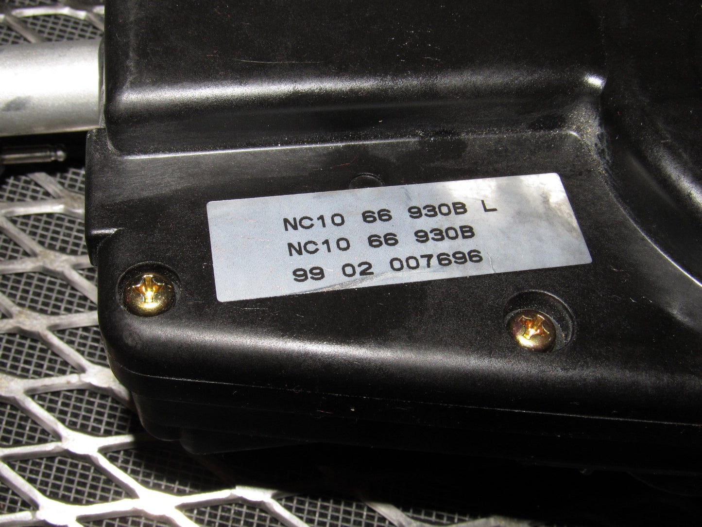 99 00 Mazda Miata OEM Power Antenna