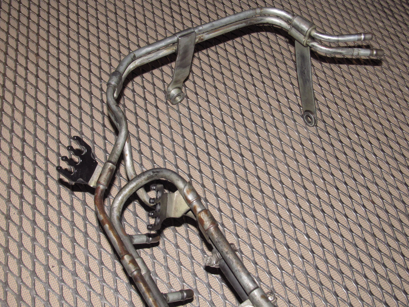 79 80 Datsun 280zx OEM 2.8L NA Fuel Rail & Regulator – Autopartone