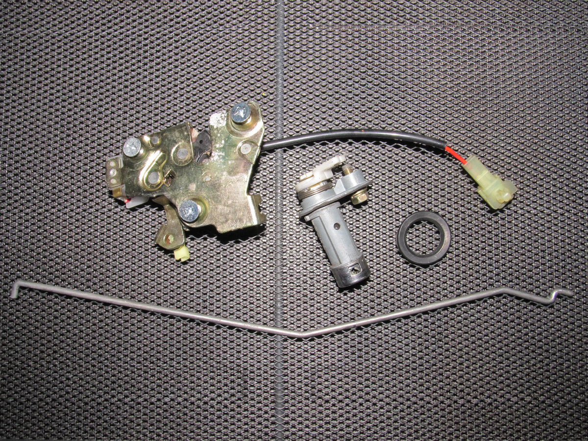 93 94 95 96 97 Honda Del Sol OEM Trunk Latch & Lock & Key