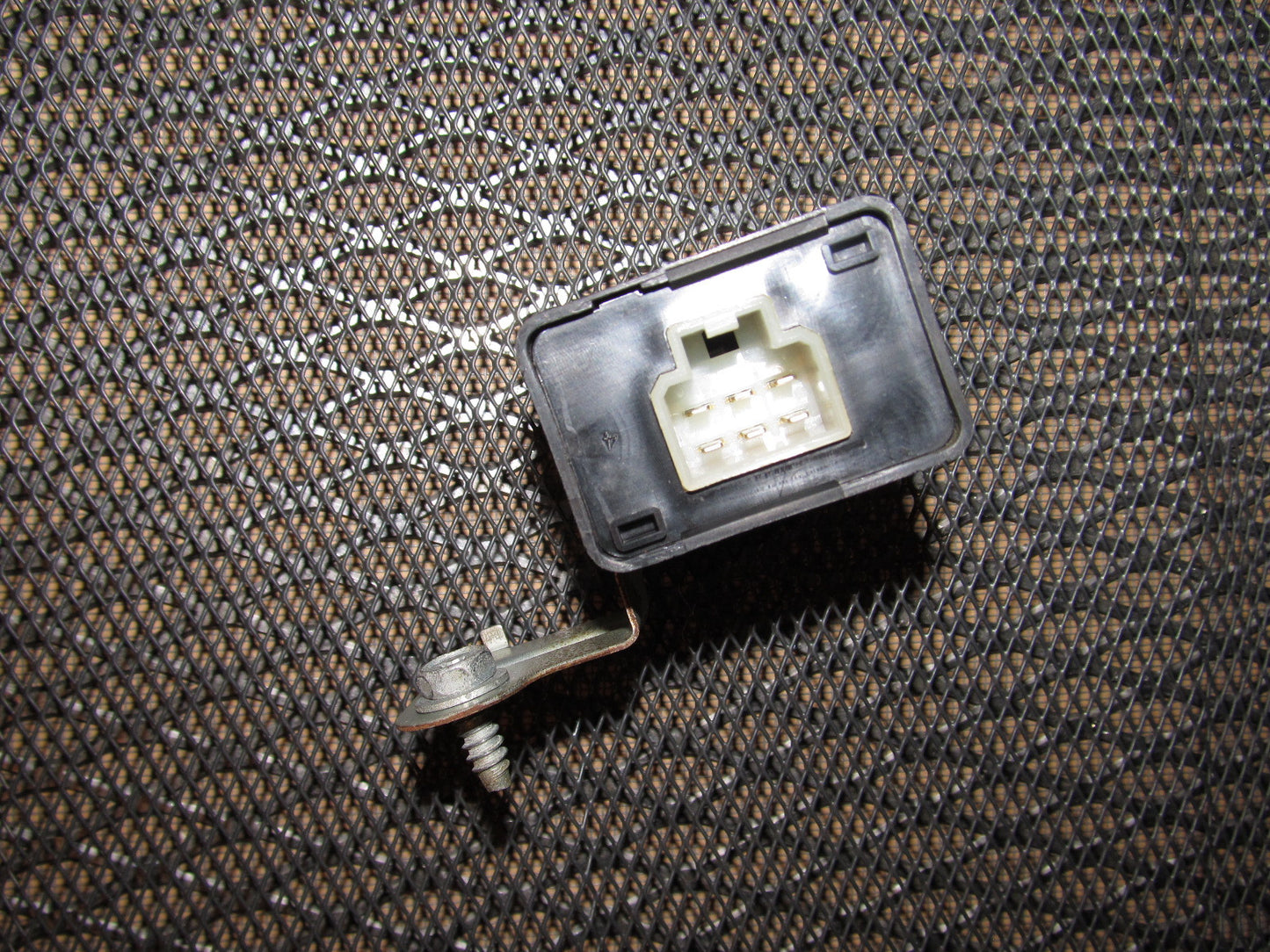 89 90 Nissan 240SX OEM Door Lock Timer Relay