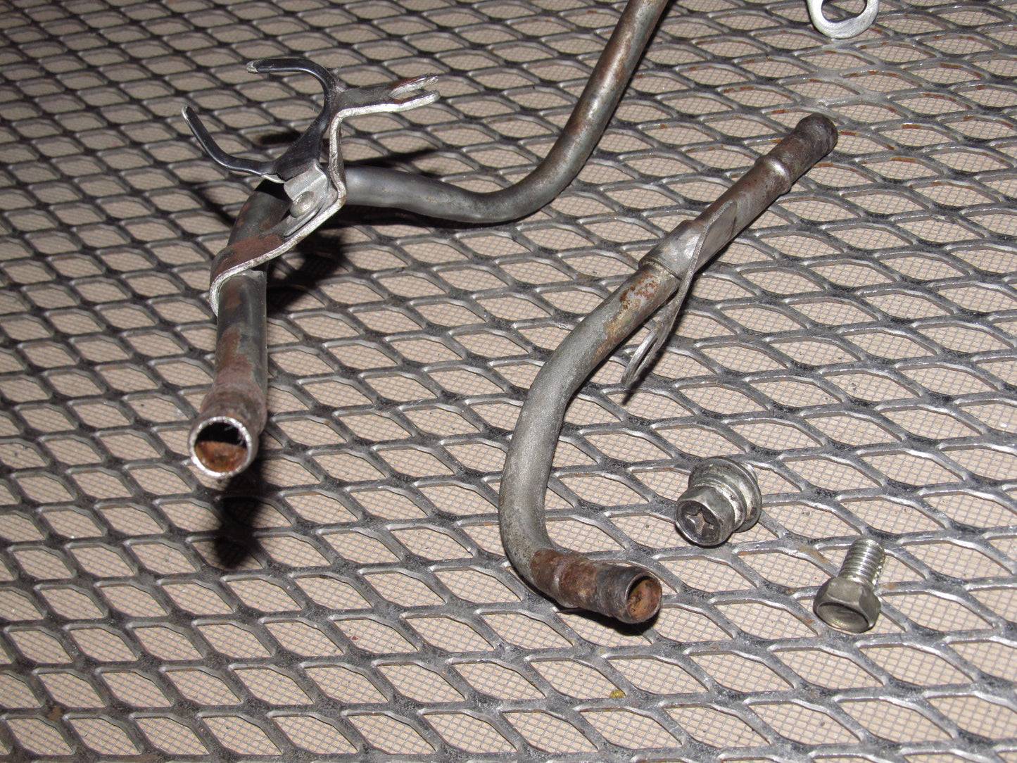 79 80 Datsun 280zx OEM 2.8L Throttle Body Coolant Line