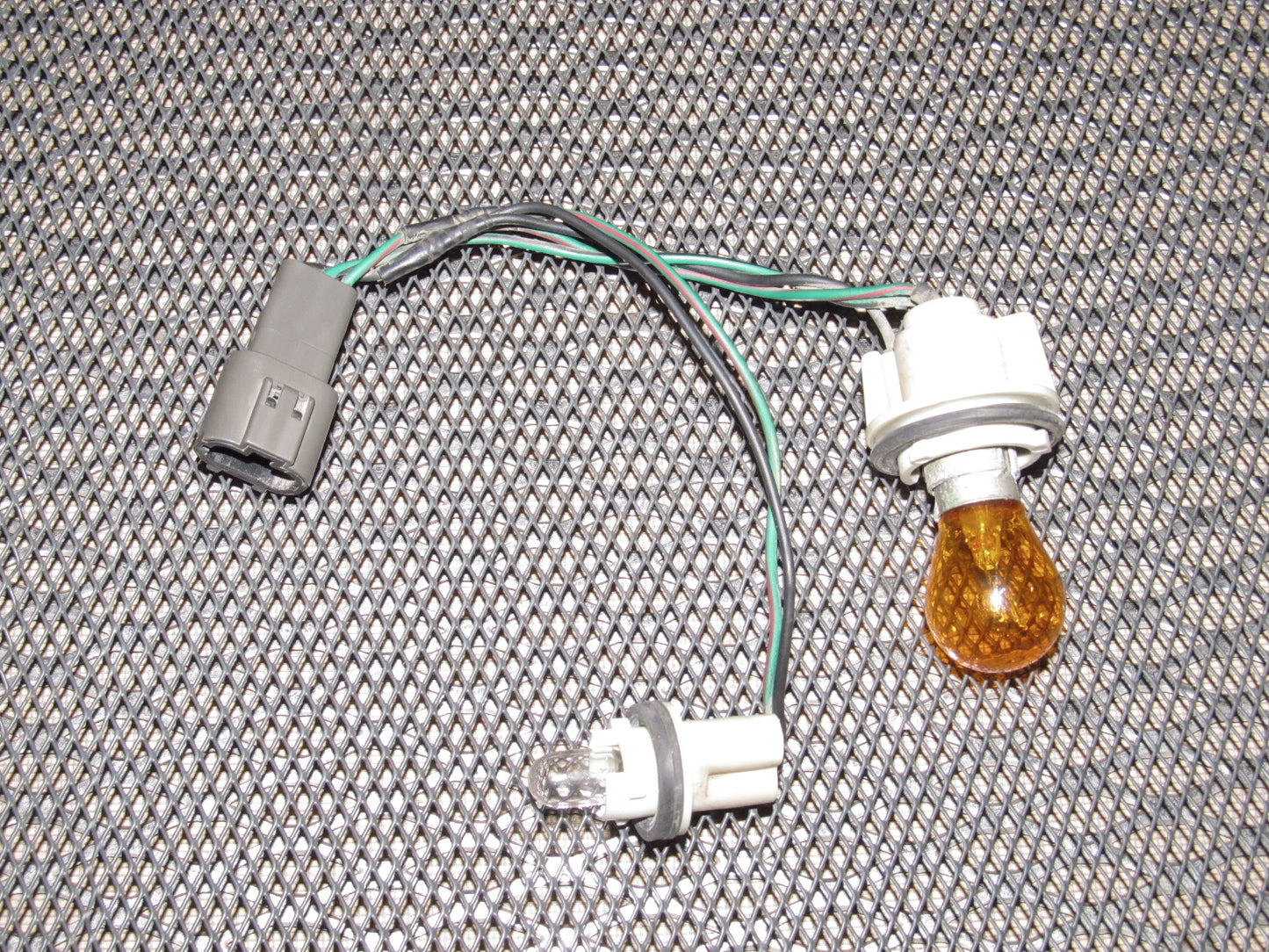90 91 92 93 94 95 96 Nissan 300zx Front Turn Signal Light Bulb Socket - Left