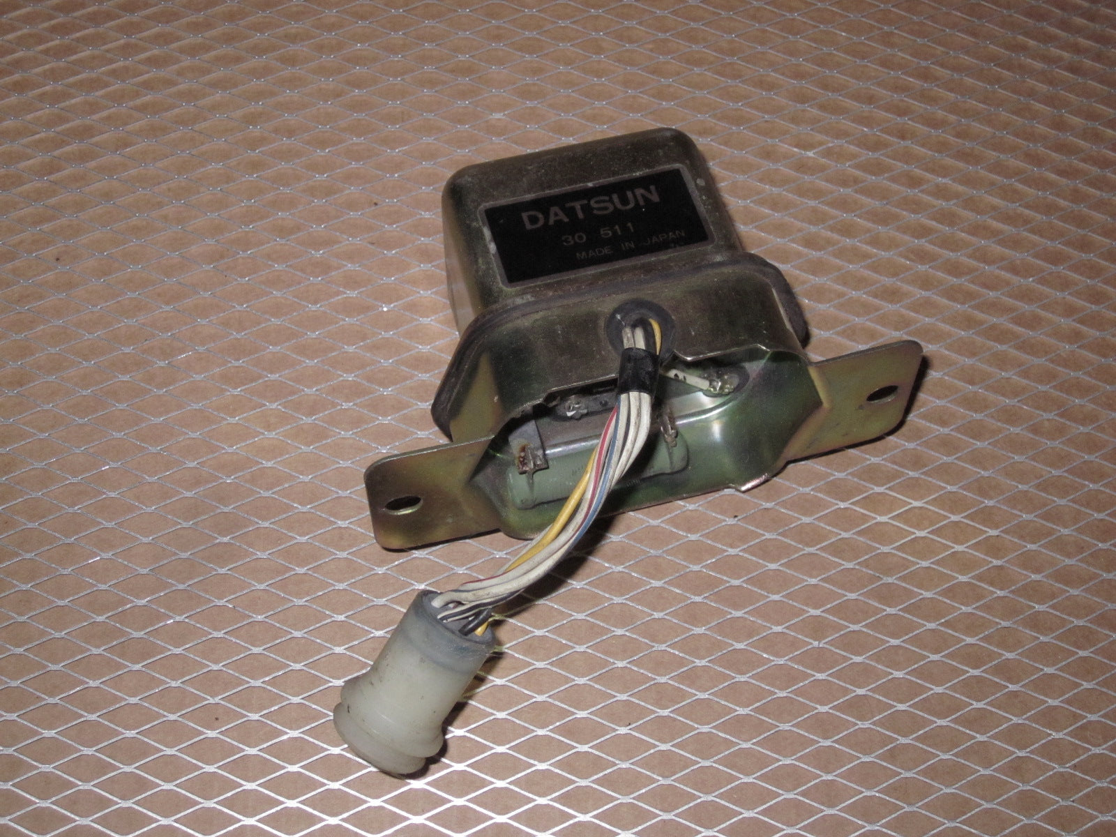 77 78 Datsun 280z OEM Alternator Voltage Regulator 30 511