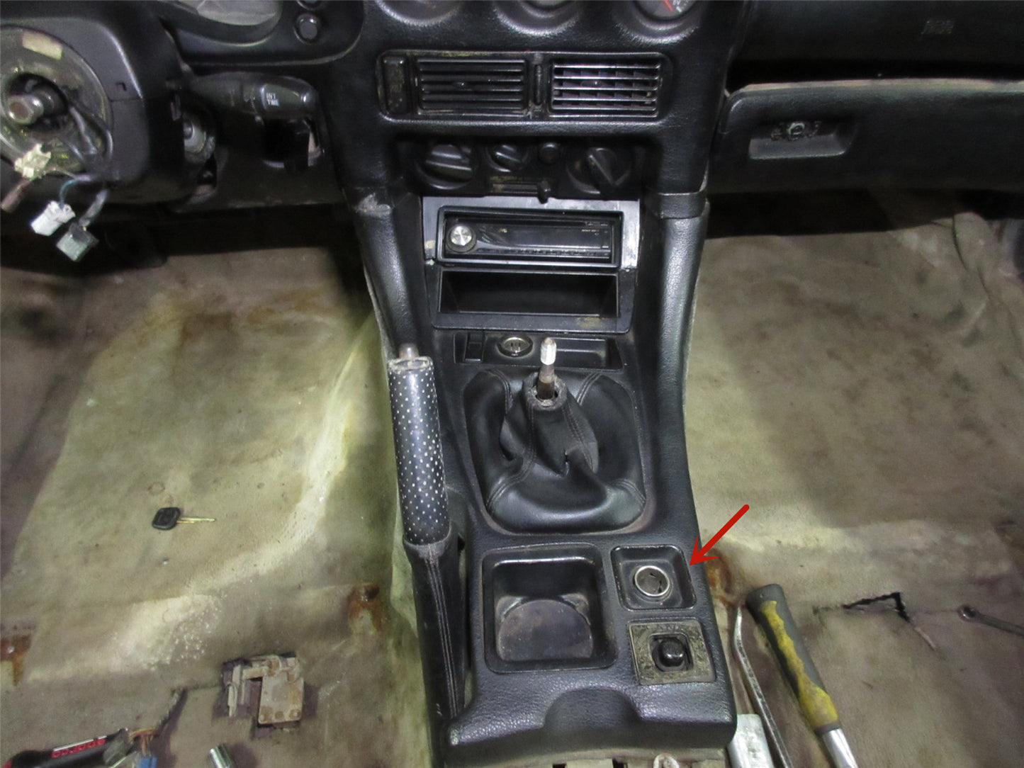 94 95 96 97 Mitsubishi 3000GT OEM Console 12 Volt Socket