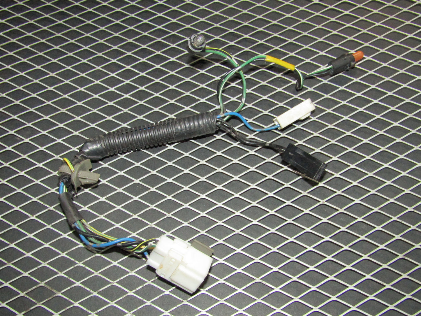 94 95 96 97 Mitsubishi 3000GT OEM Console 12 Volt Socket Light & Wiring Harness