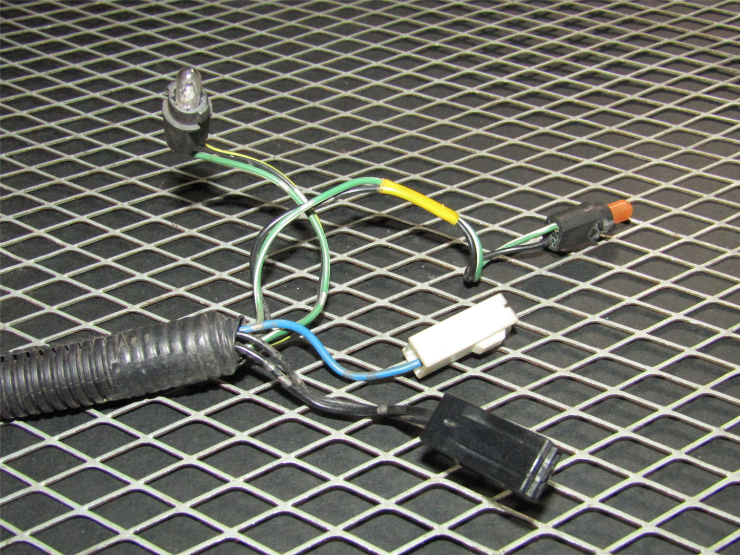 94 95 96 97 Mitsubishi 3000GT OEM Console 12 Volt Socket Light & Wiring Harness