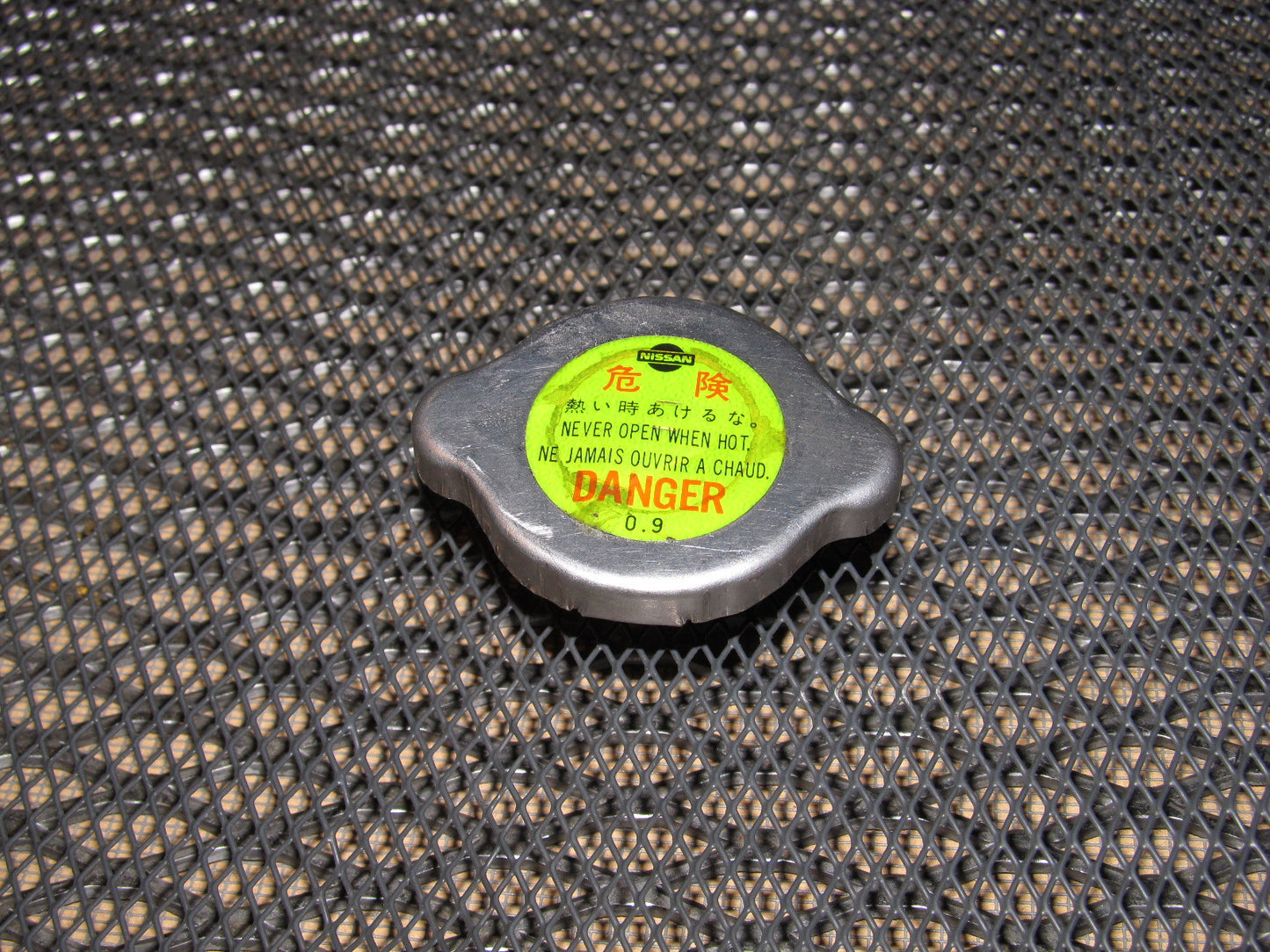 89 90 Nissan 240SX OEM Radiator Cap - 0.9