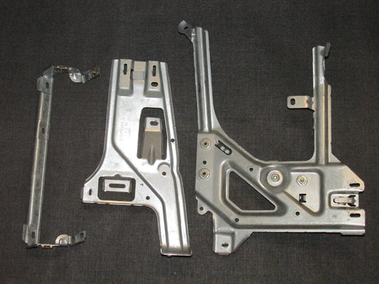 96 97 98 99 00 01 Audi A4 OEM Dash Stereo Bracket