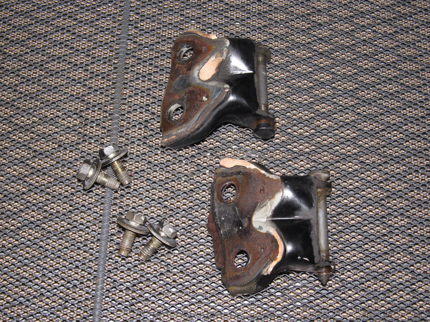 89 90 Nissan 240SX OEM Door Hinges - Left Set