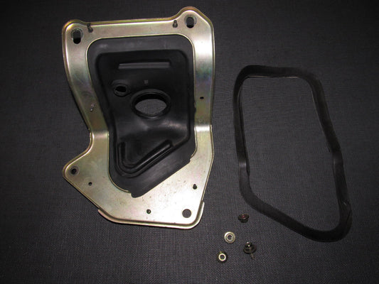 90 91 92 93 Mazda Miata OEM Fuel Gas Filler Tube Bezel Bracket