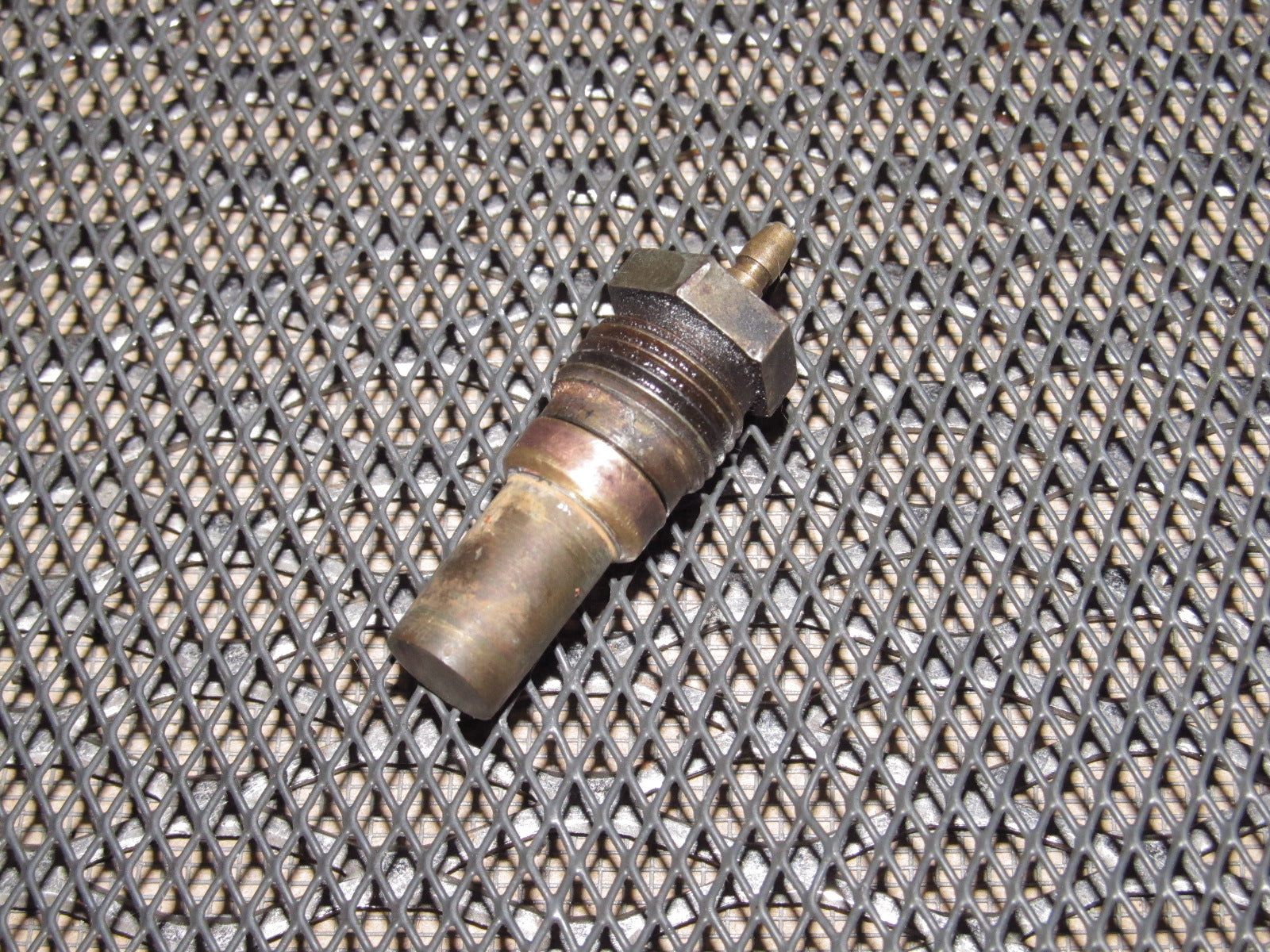 79 80 Datsun 280zx OEM 2.8L Coolant Temperature Sensor