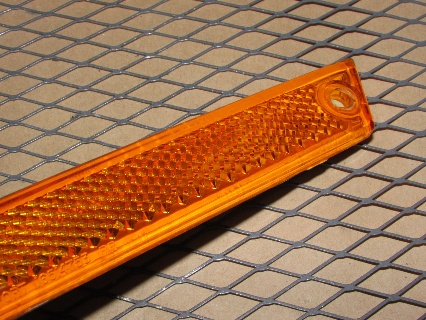 97 98 99 00 01 02 03 04 05 Chevrolet Malibu OEM Front Side Marker Light Lamp - Left