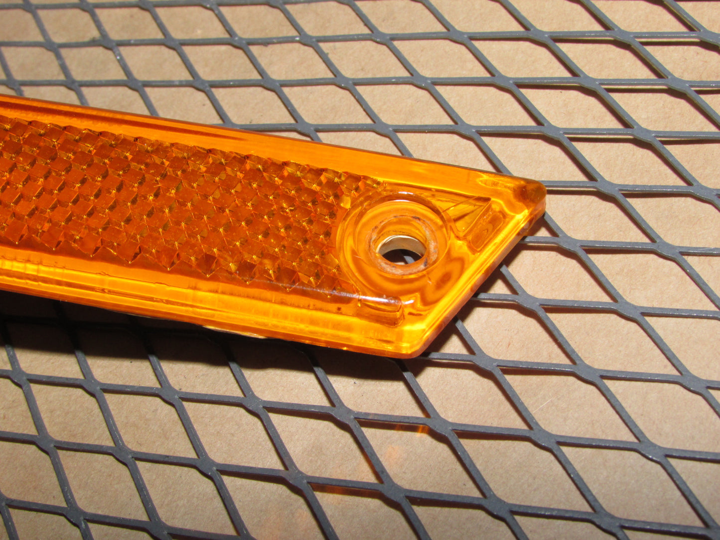 97 98 99 00 01 02 03 04 05 Chevrolet Malibu OEM Front Side Marker Light Lamp - Left