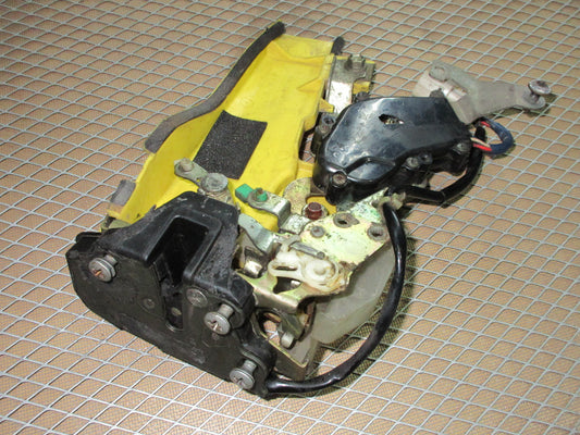92 93 Lexus ES300 OEM Rear Door Latch & Actuator - Left