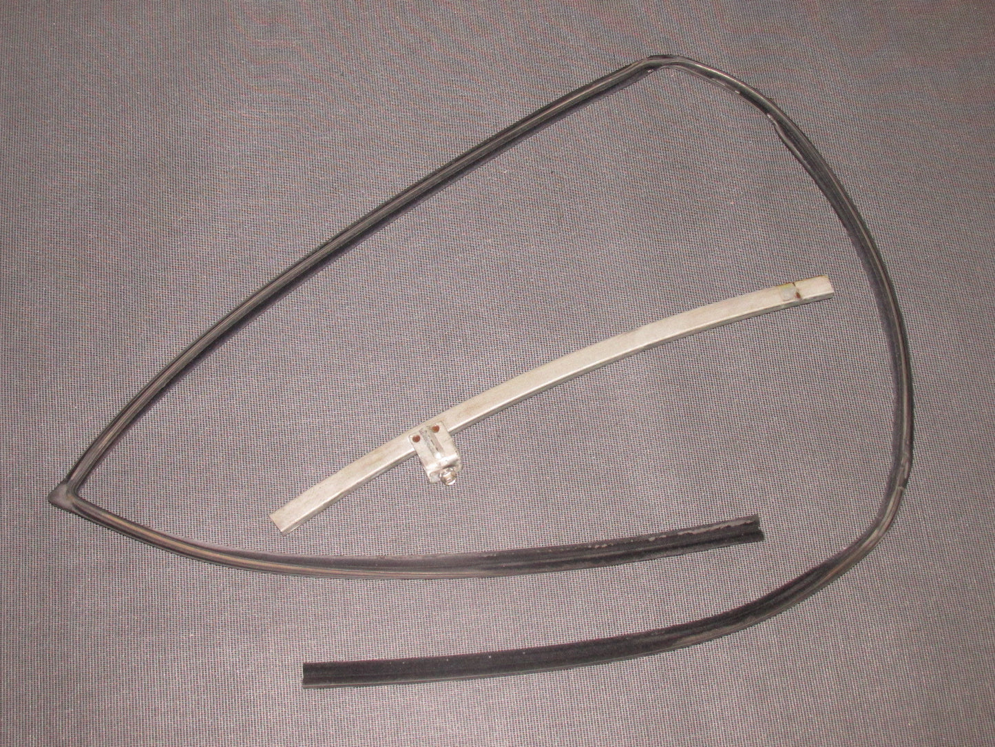 84 85 Mazda RX7 13B OEM Power Window Guide Assembly - Right