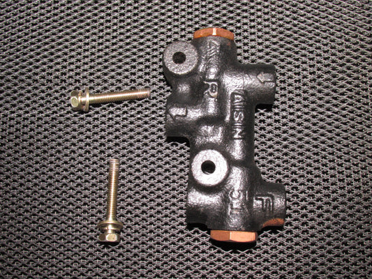 87 88 89 Toyota MR2 OEM Brake Proportional Valve