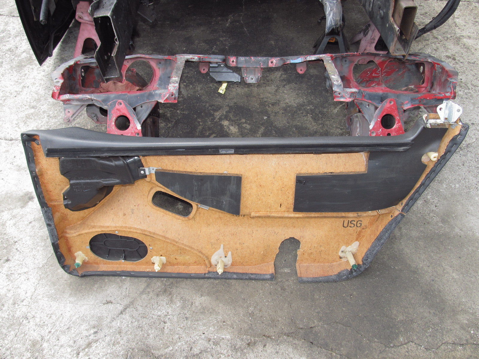 90-91 Nissan 300zx OEM Door Panel - Set – Autopartone