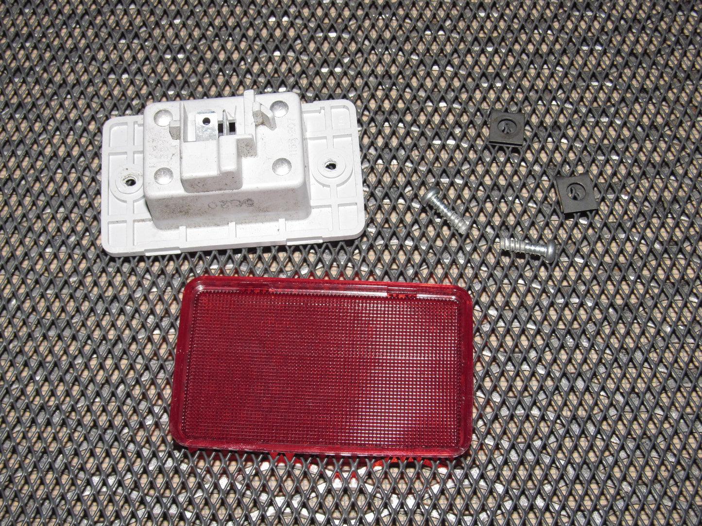 94 95 96 97 Mitsubishi 3000GT OEM Door Panel Courtesy Light