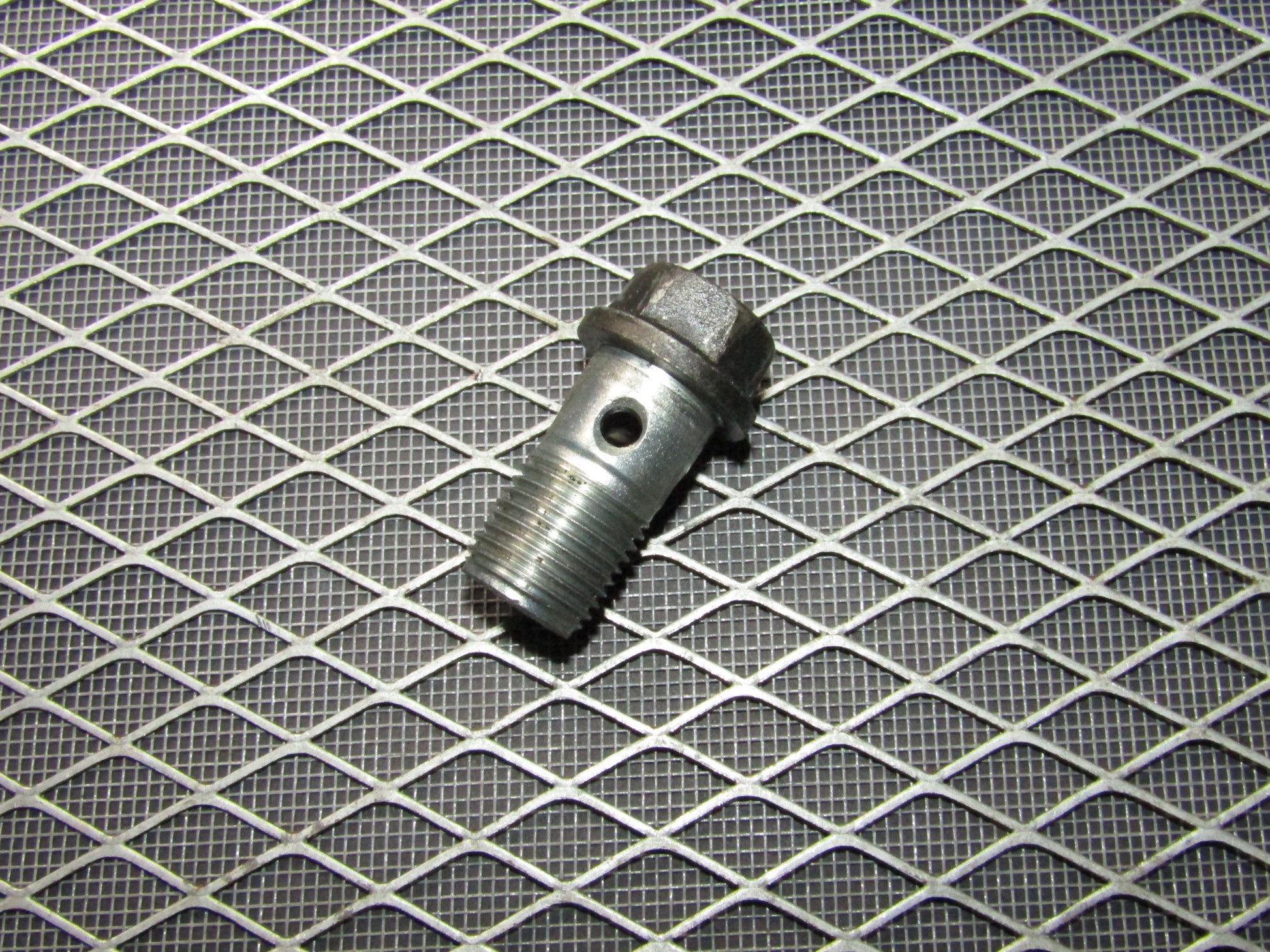 92-93 Toyota Camry OEM Hydraulic Fan Banjo Bolt