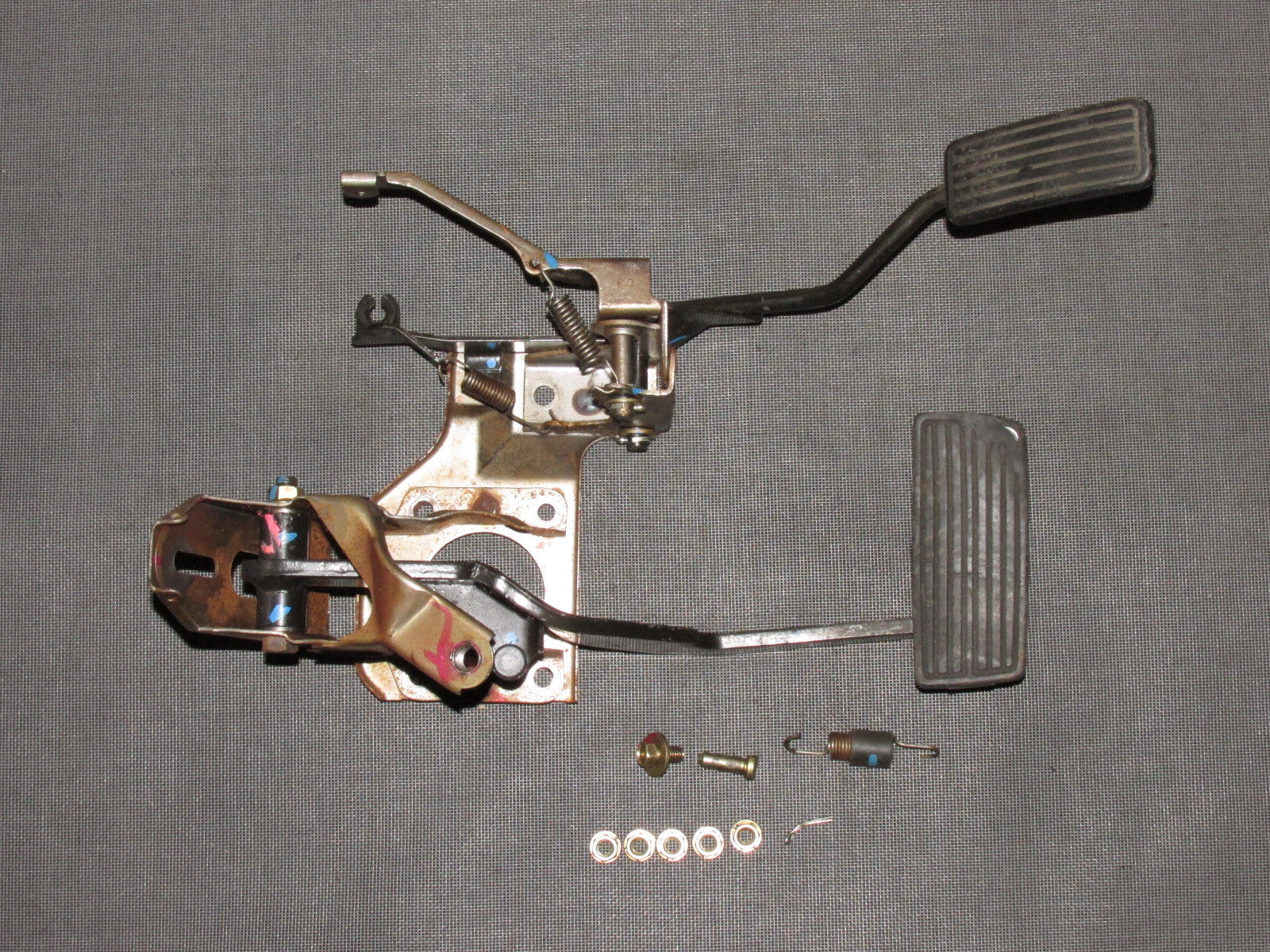 96 97 98 99 00 Honda Civic OEM Brake & Gas Pedal Assembly