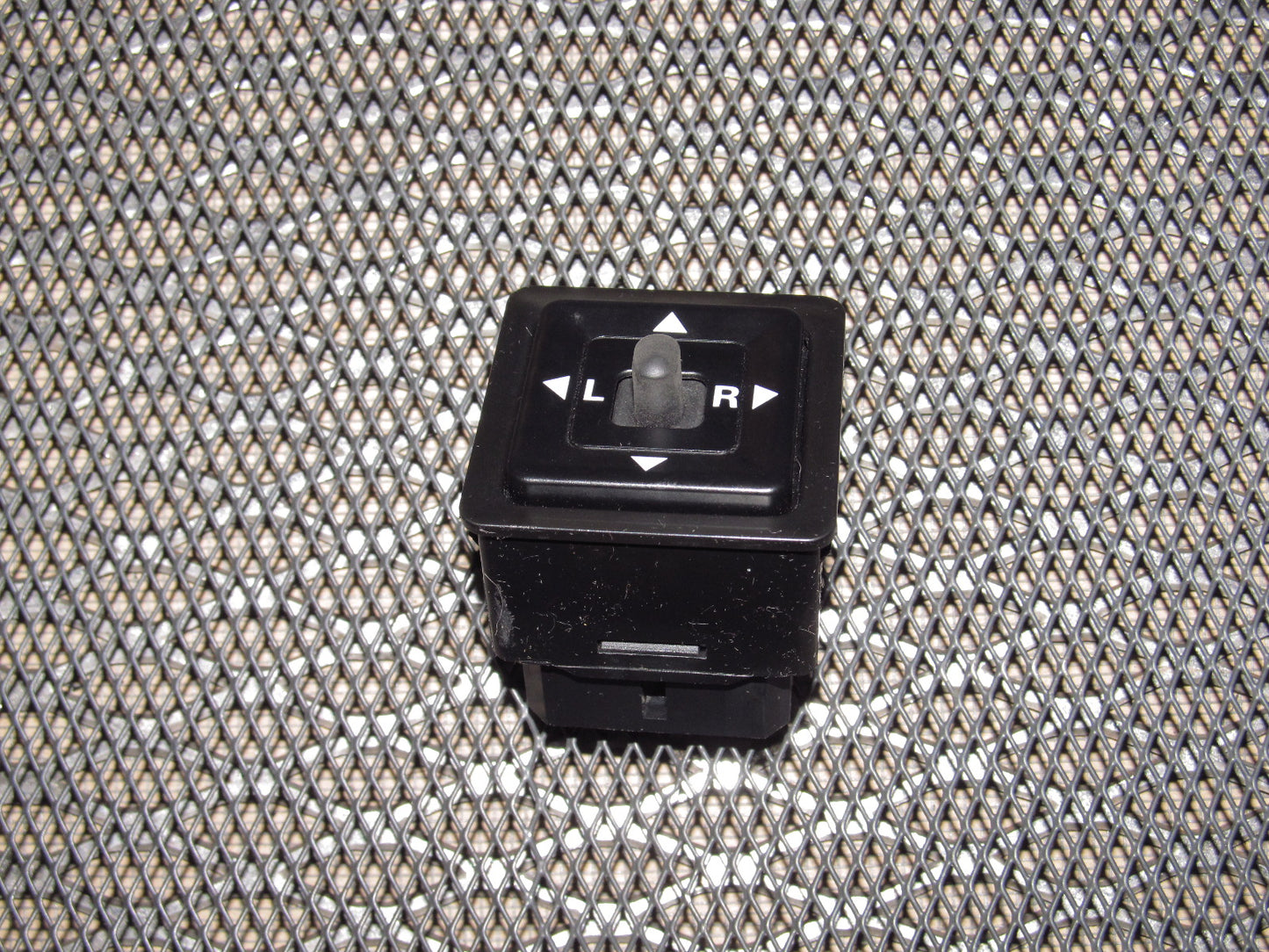 94 95 96 97 Mitsubishi 3000GT Power Mirror Switch