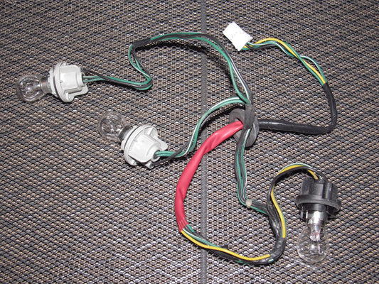 94 95 96 97 Mitsubishi 3000GT OEM Tail Light Bulb Socket - Right