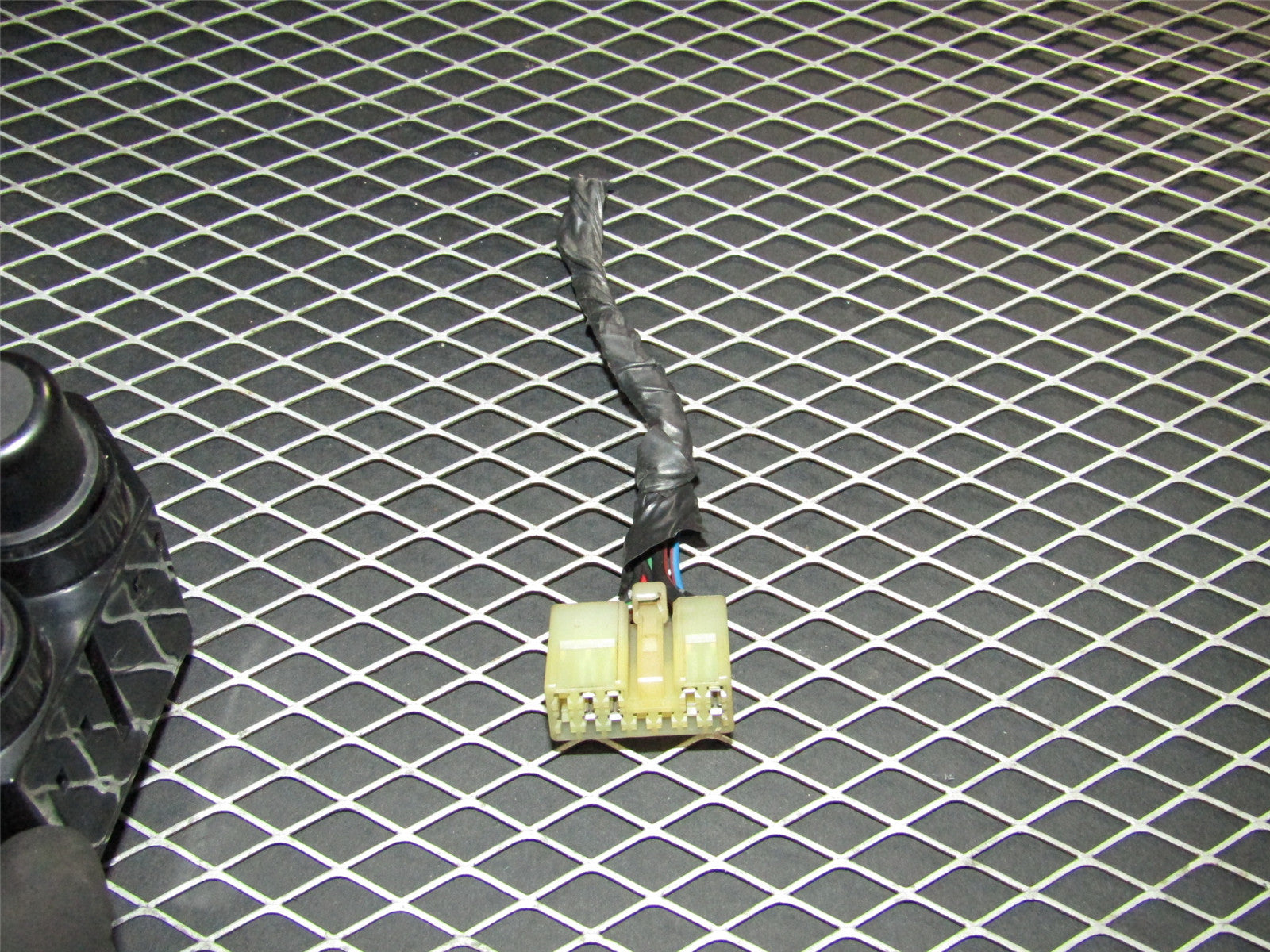 94 95 96 97 Mitsubishi 3000GT OEM Rear Defroster Defogger Switch Pigtail Harness