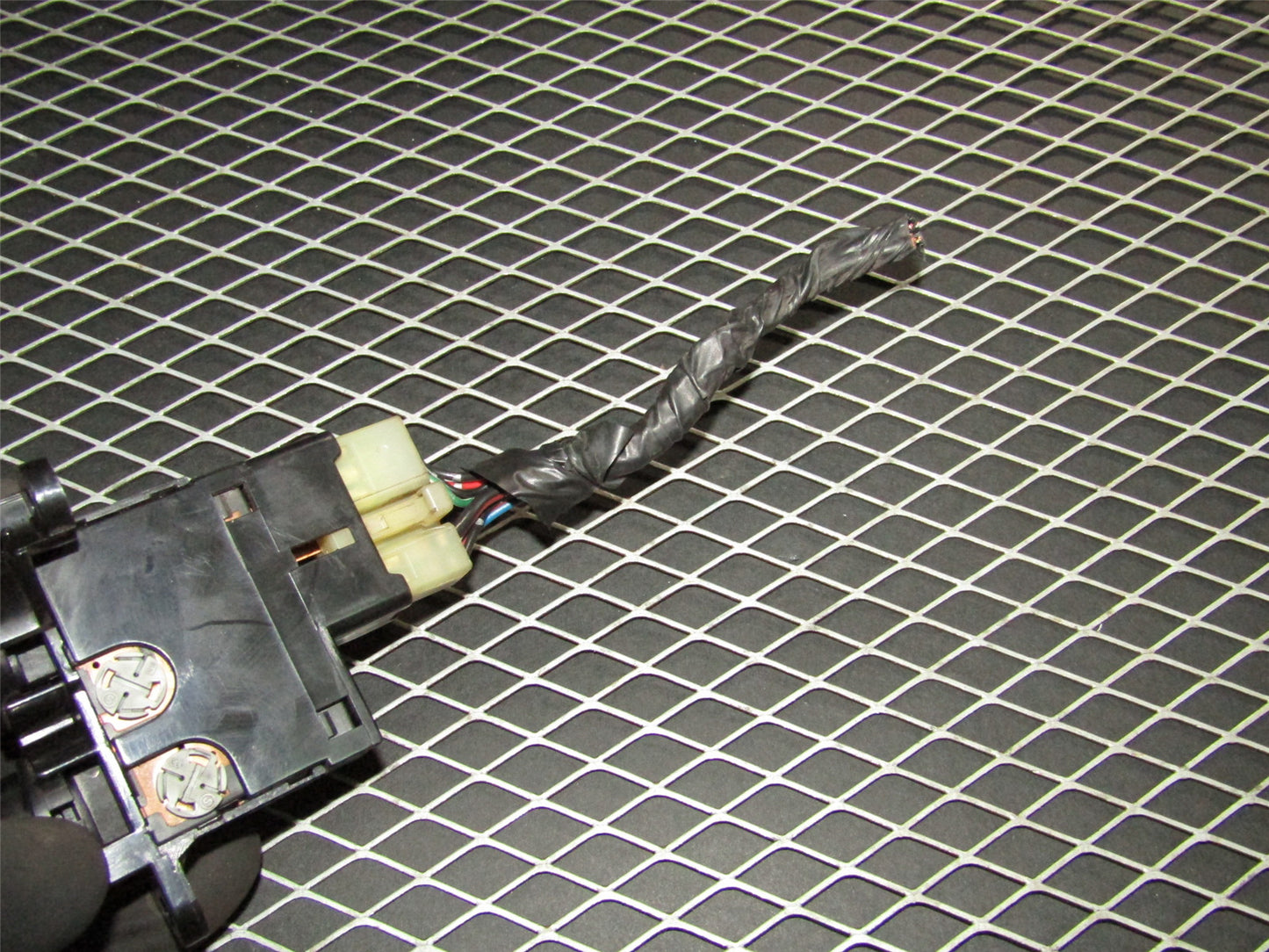 94 95 96 97 Mitsubishi 3000GT OEM Rear Defroster Defogger Switch Pigtail Harness