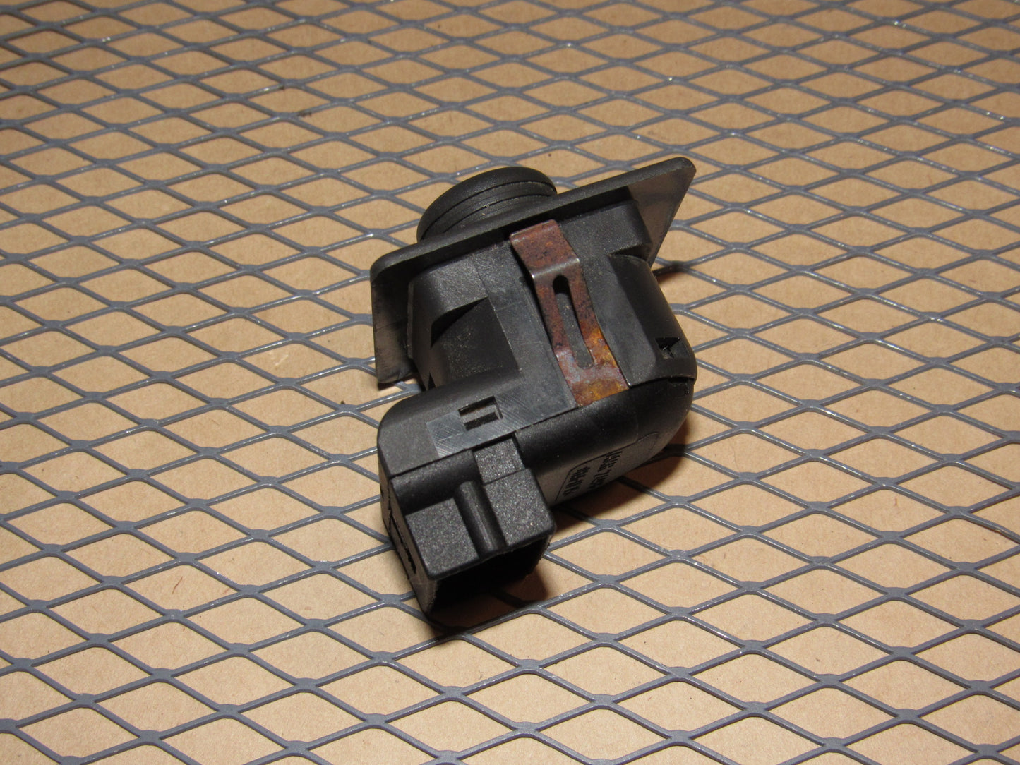 99 00 01 02 03 04 Land Rover Discovery OEM Power Mirror Switch