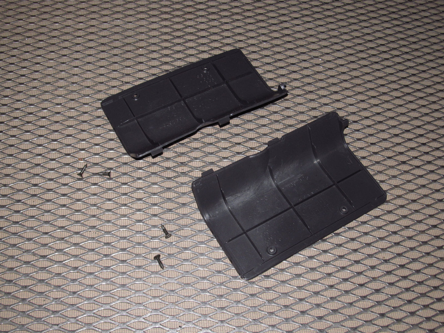 94 95 96 97 Mitsubishi 3000GT OEM Rear Shock Tower Trim Cover