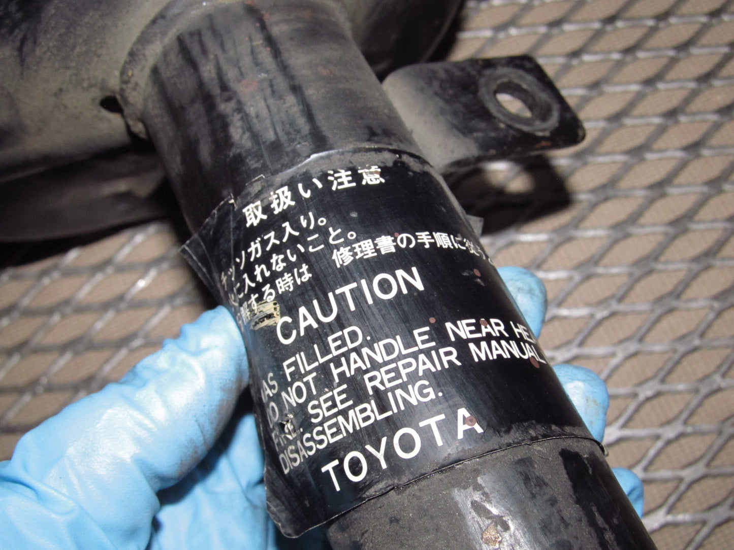 85 86 Toyota MR2 OEM Rear Shock & Spring Assembly - Set
