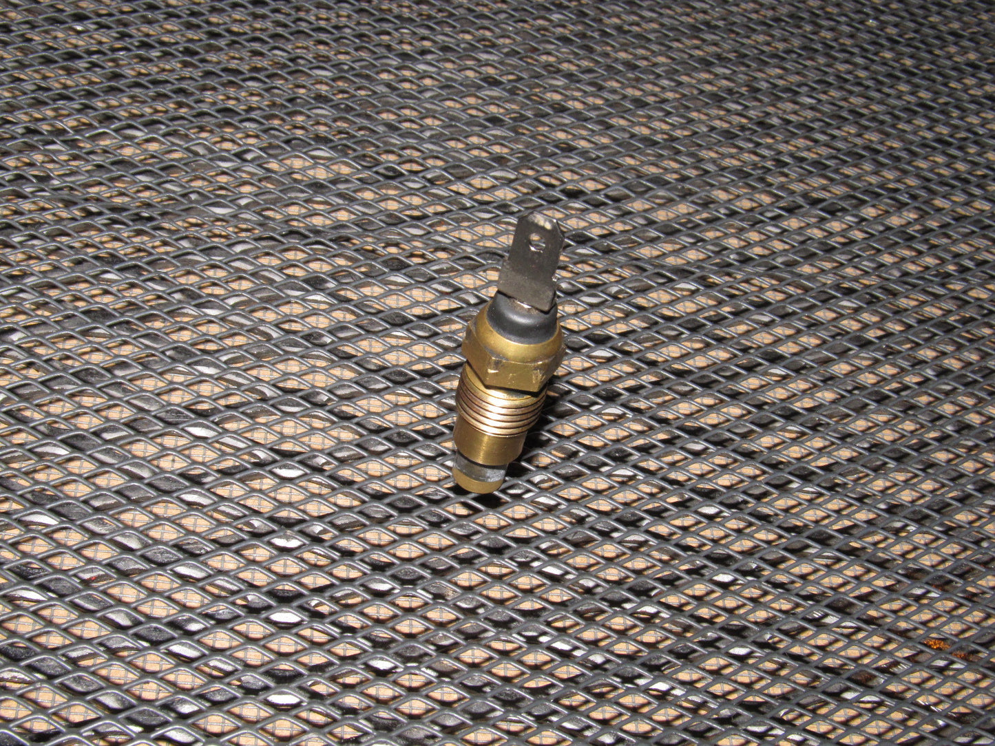 89 90 Nissan 240SX OEM Coolant Temperature Sensor