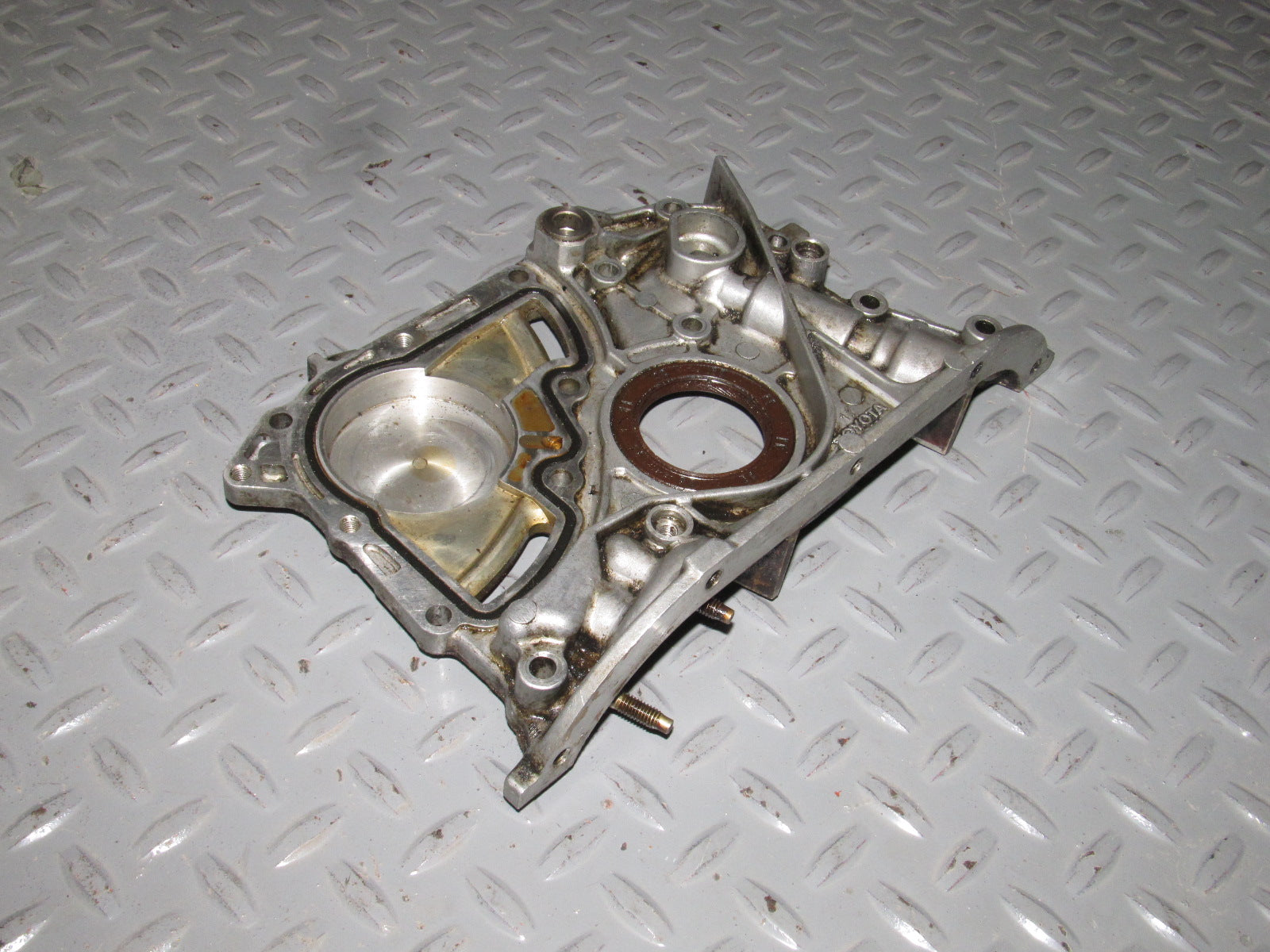 91 92 93 94 95 Toyota 2.2L 5SFE MR2 OEM Engine Oil Pump