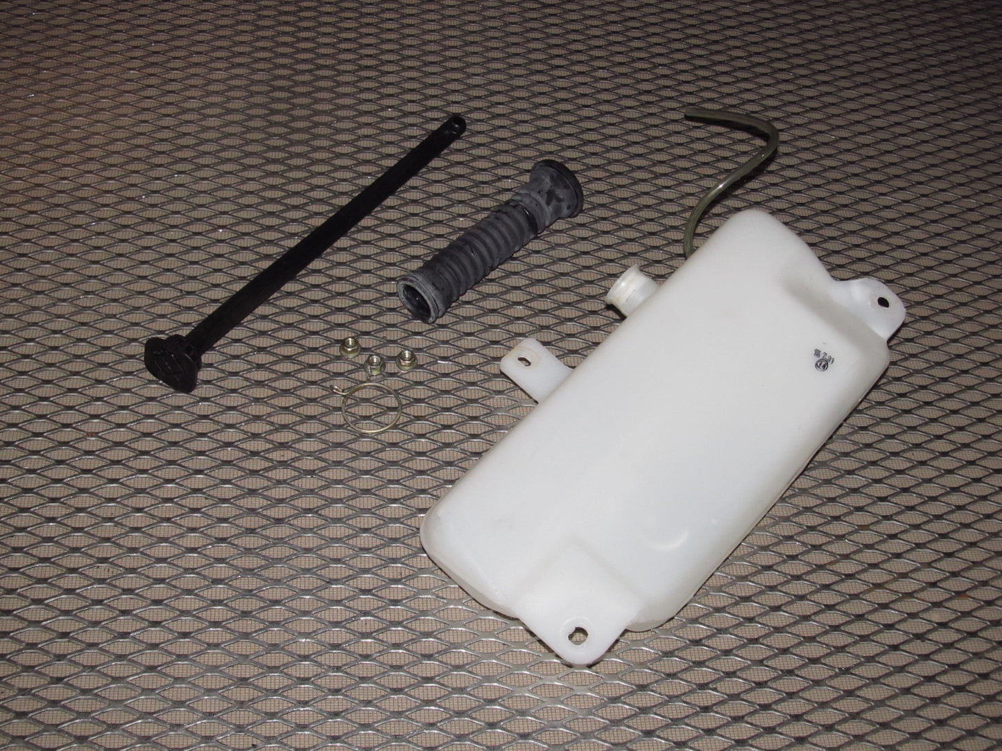 94 95 96 97 Mitsubishi 3000GT OEM Rear Wiper Washer Tank Reservoir