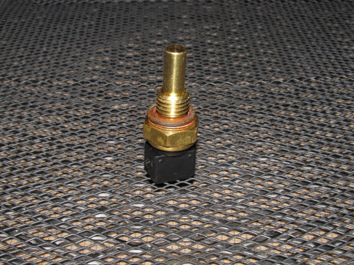 89 90 Nissan 240SX OEM Coolant Temperature Sensor