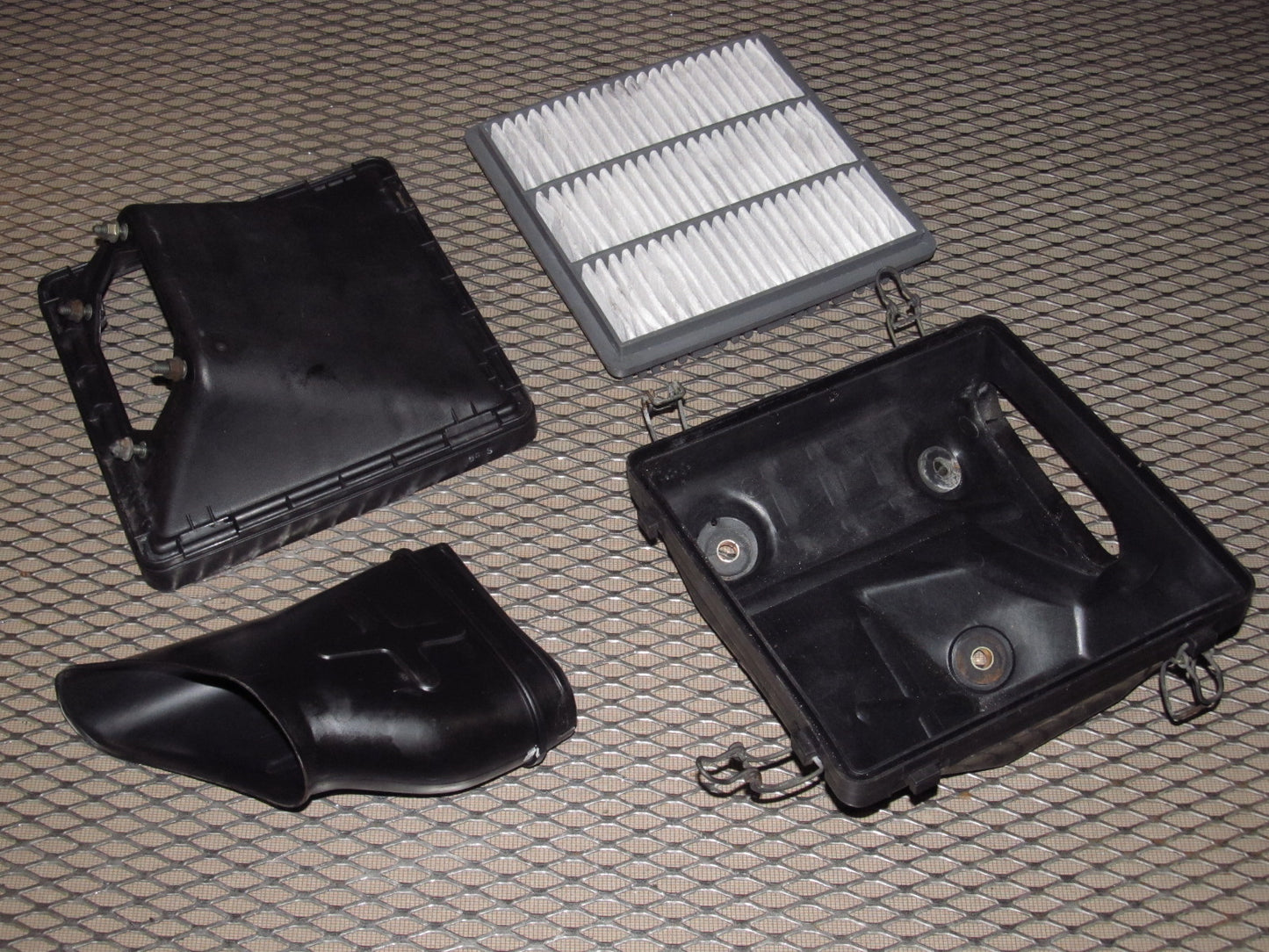 94 95 96 97 Mitsubishi 3000GT OEM Intake Air Box
