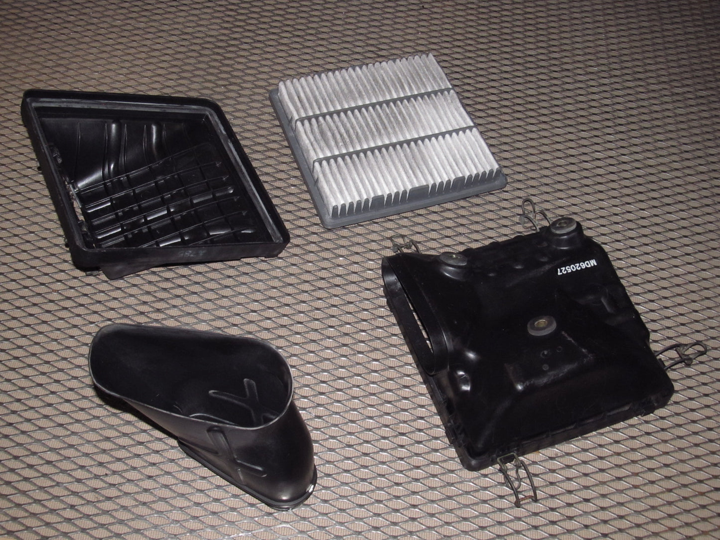 94 95 96 97 Mitsubishi 3000GT OEM Intake Air Box