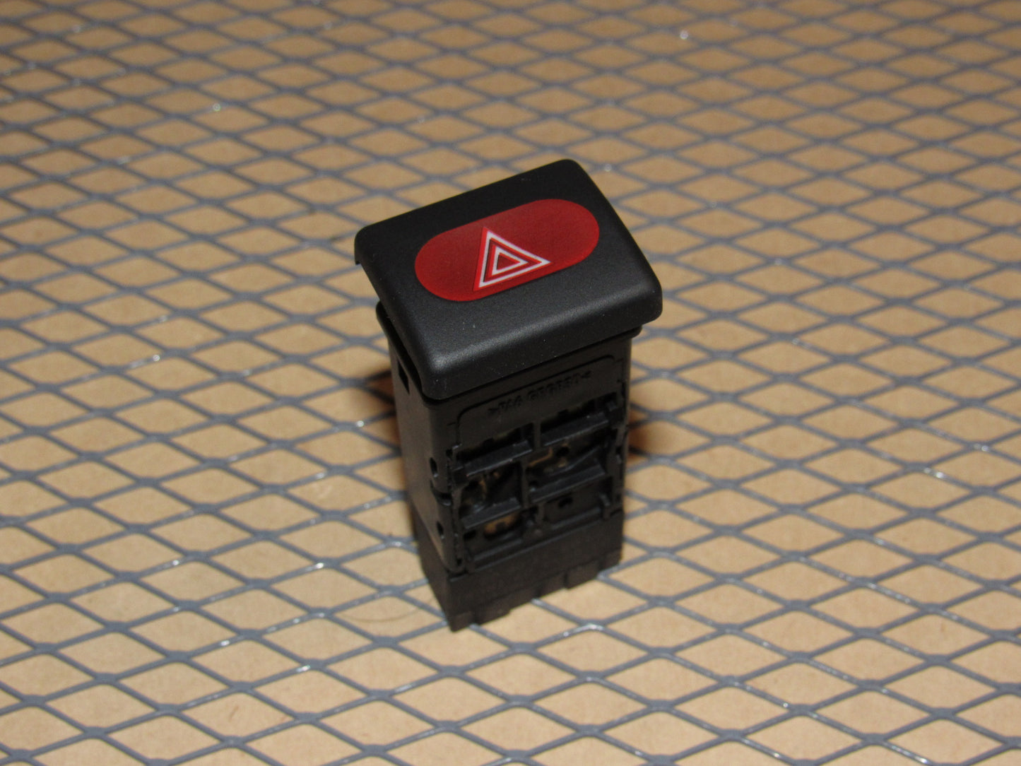 03 04 Land Rover Discovery OEM Flasher Hazard Light Switch