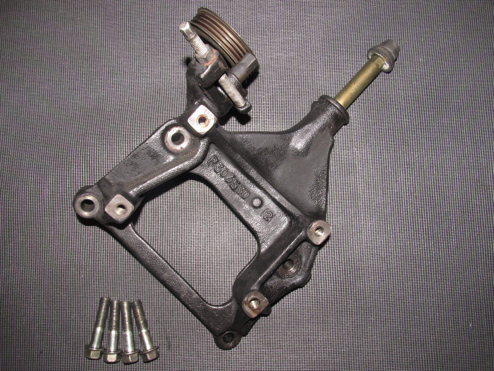 96-01 Acura Integra OEM B18B1 A/C Compressor Mounting Bracket – Autopartone