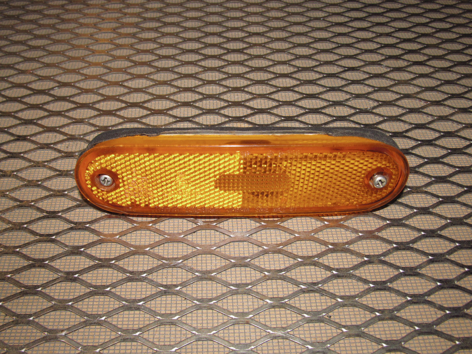 90 91 92 93 Mazda Miata OEM Front Side Marker - Left