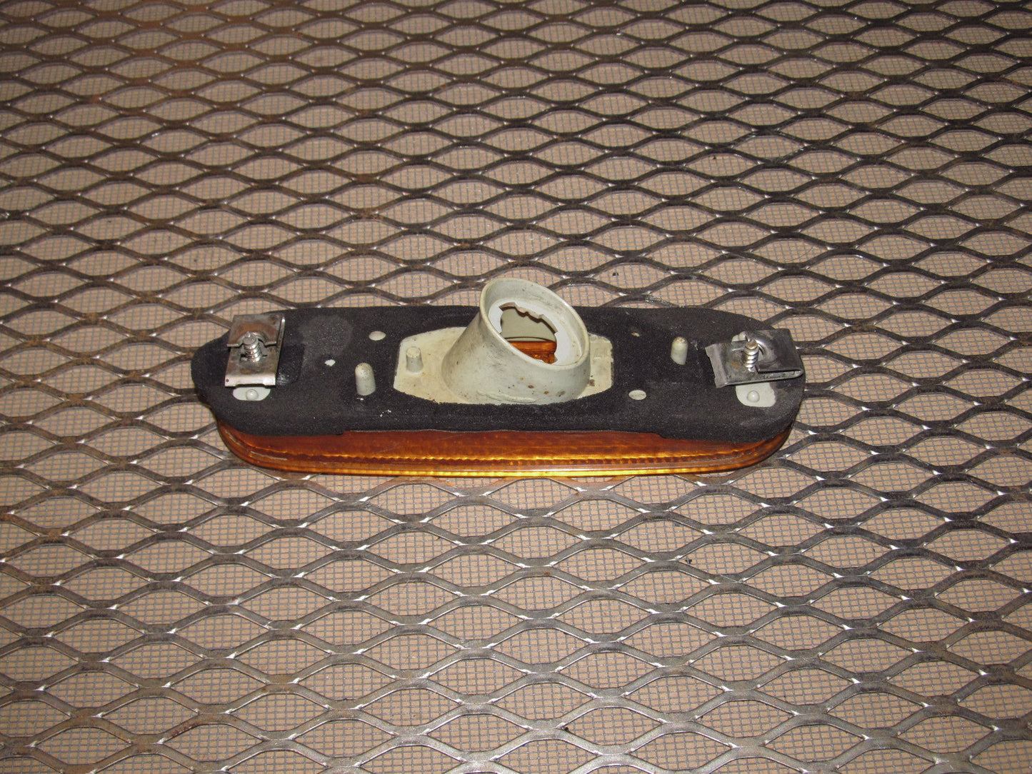 90 91 92 93 Mazda Miata OEM Front Side Marker - Left