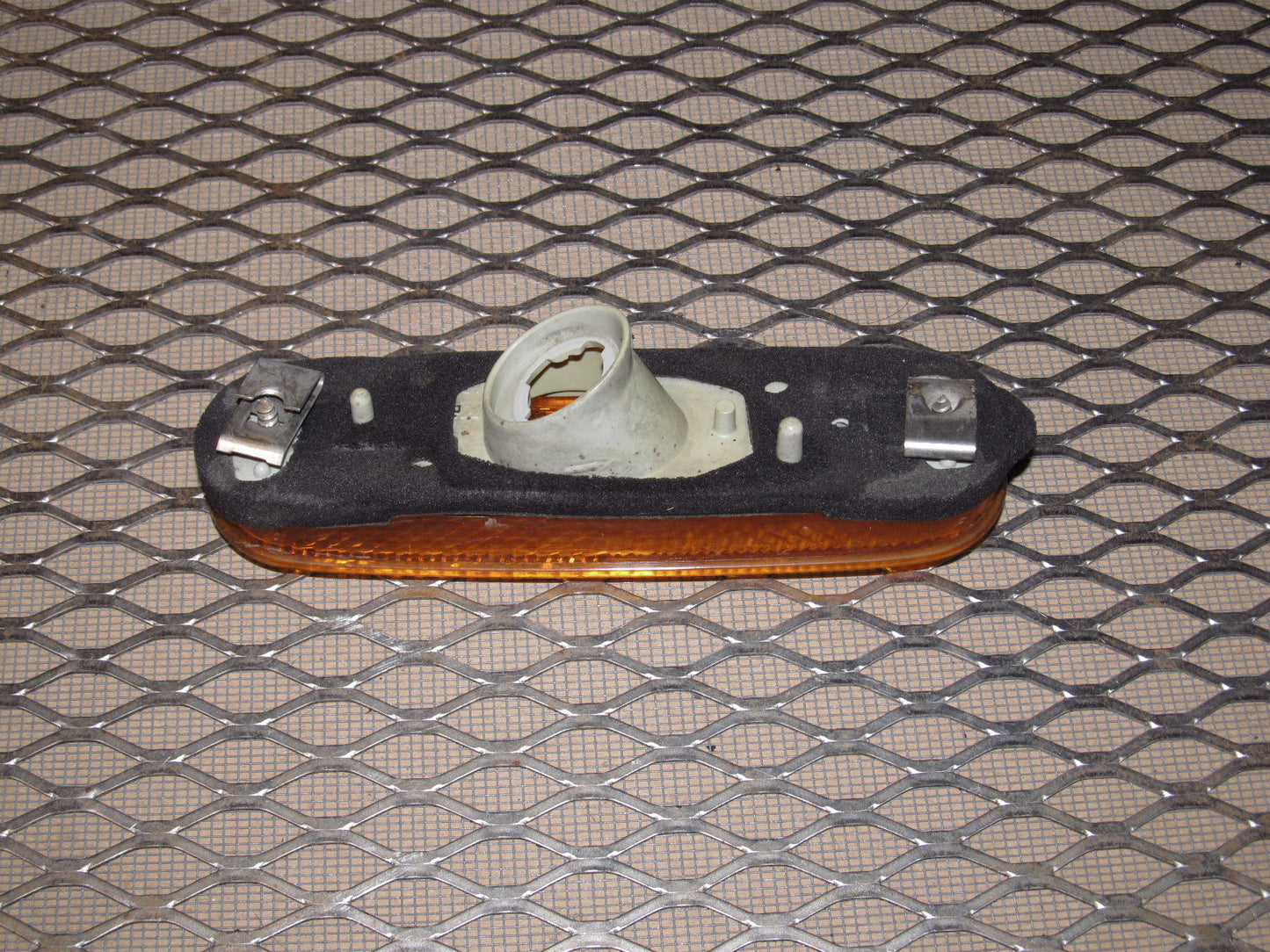 90 91 92 93 Mazda Miata OEM Front Side Marker - Right