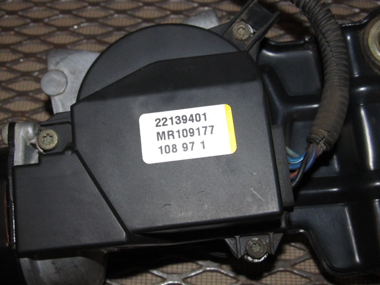 97 98 99 Mitsubishi Eclipse OEM Convertible Front Wiper Motor