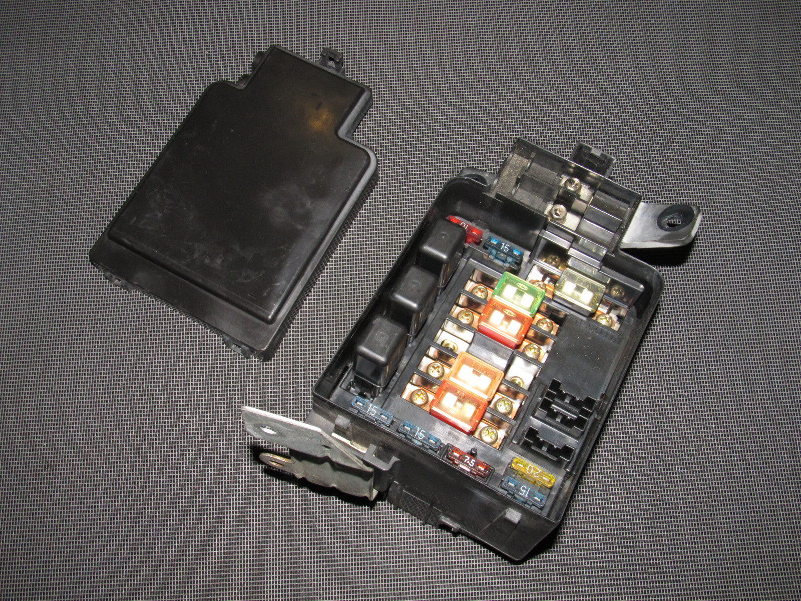 93 94 95 96 97 Honda Del Sol OEM Engine Fuse Box