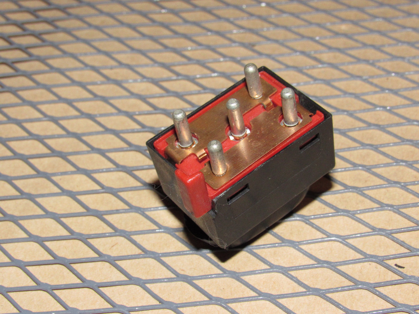 99 00 01 02 03 04 Ford Mustang OEM Power Door Lock Switch - Left